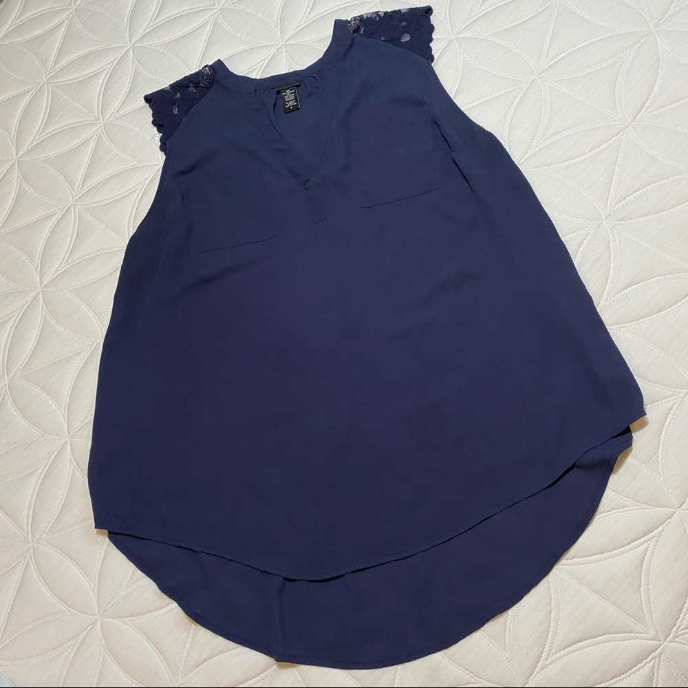 Torrid Navy, Sleeveless Button-down Blouse w Lace details on shoulders — 3X
